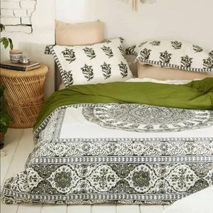 Urban Outfitters Magical Thinking Temple Medallion Reversible Duvet Cover